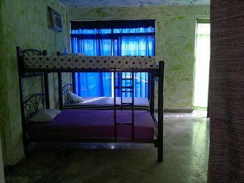 Orquideas Hostel Cancun Exterior photo